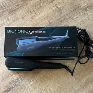 Bio Ionic OnePass Nano Ionic Styling Iron - Black 1.5inch